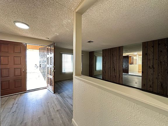 4th image of 4555 Jefferson Blvd