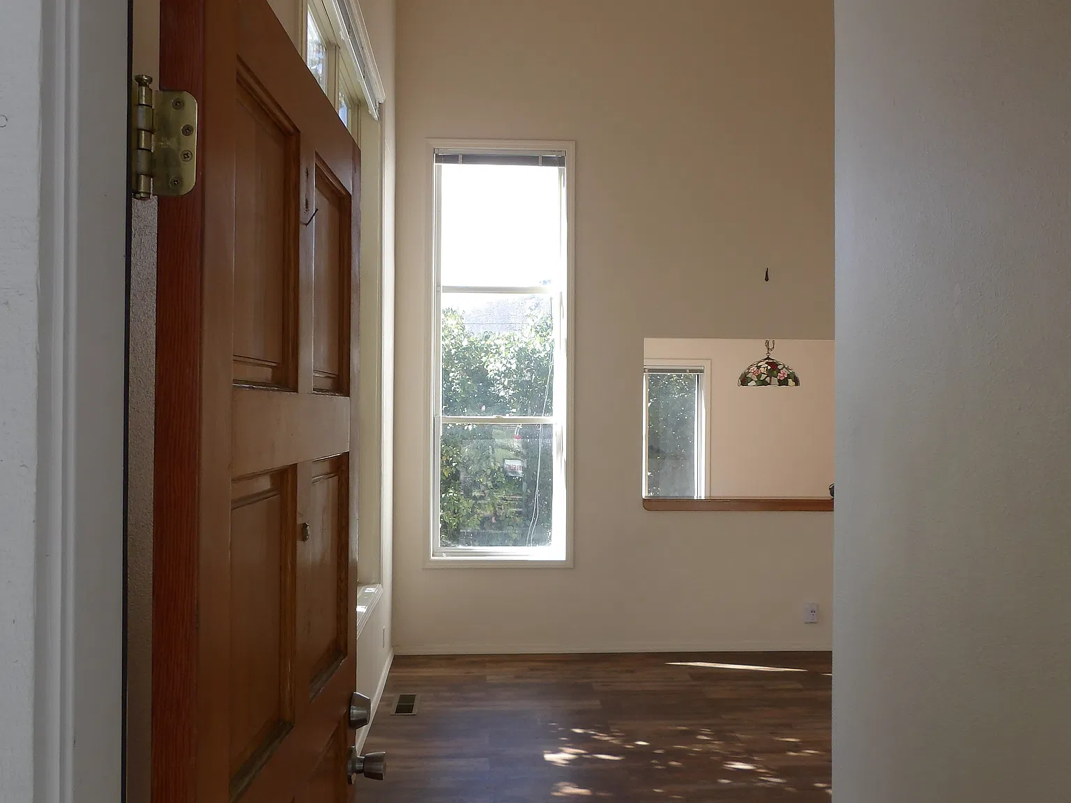 3 bed, 2.5 bath, 1600 sqft, $2,700 — Photo 4