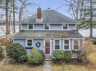 6 Hedgeway St, Ayer, MA 01432