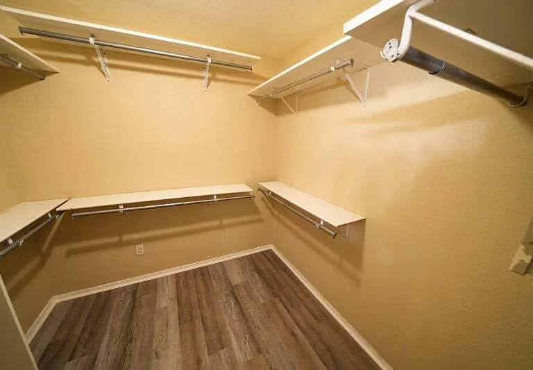 383 Gayle Ave — Photo 19