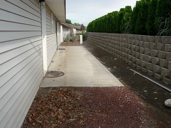 3rd image of 807 Westshore Drive #E18