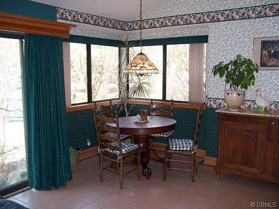 Breakfast Room