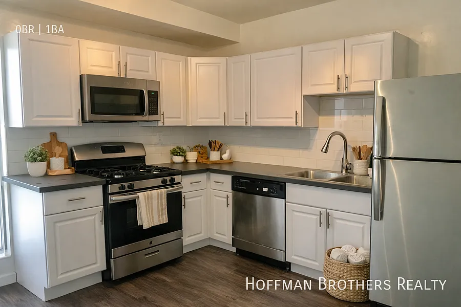 151 N Hoover St #12A