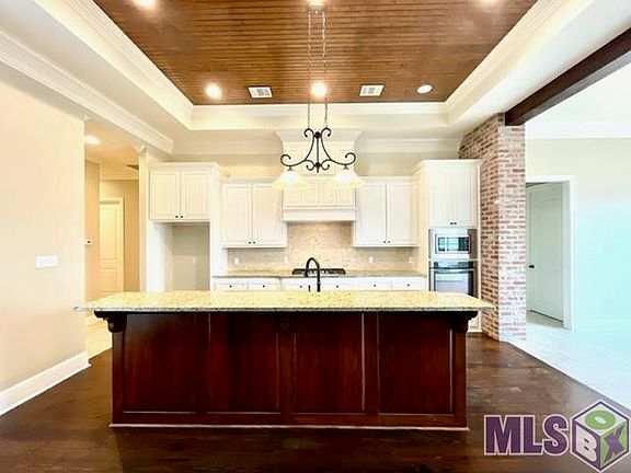 2nd image of 16459 Parker Place Dr