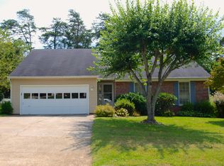 8 Westminster Dr, Asheville, NC 28804