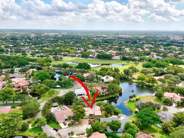 1040 SW 93rd Avenue, Plantation, FL 33324