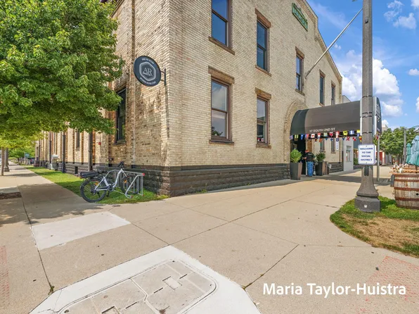 17 S 2nd St Ste 1, Grand Haven, MI 49417