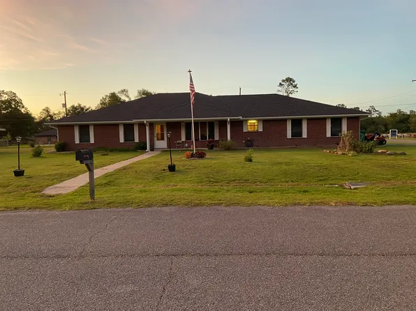 1422 Grace Ave, Vinton, LA 70668