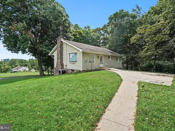 885 Mount Wilson Rd, Lebanon, PA 17042