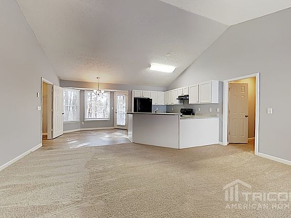 5th image of 475 Saddle Shoals Dr