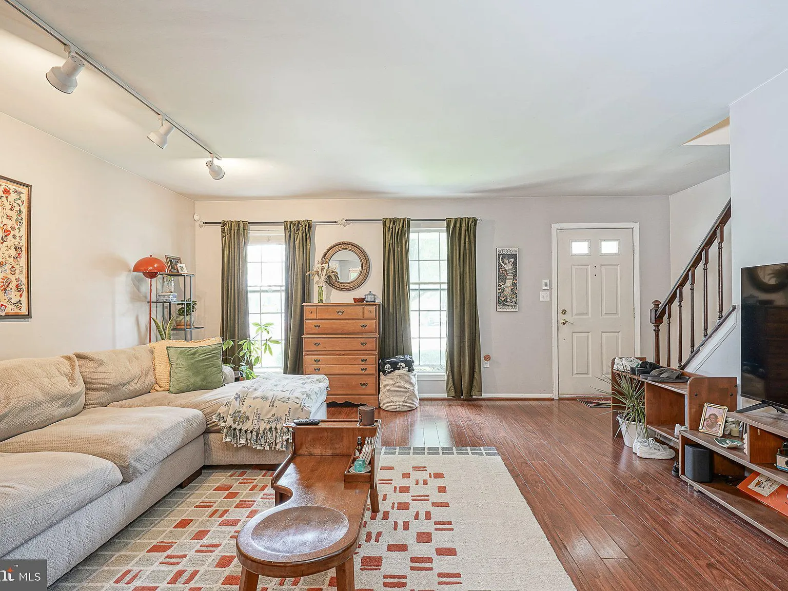 107 Whisper Ct — Photo 3