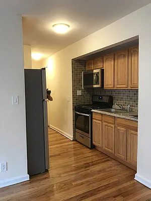 Rented by Cyclone Realty | media 2