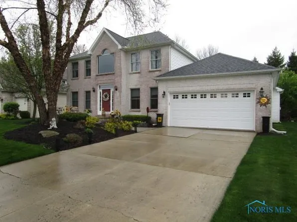 9016 Cedar Bend Rd, Sylvania, OH 43560