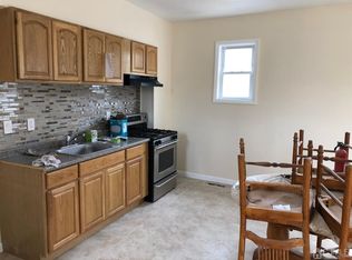 16 William St, South River, NJ