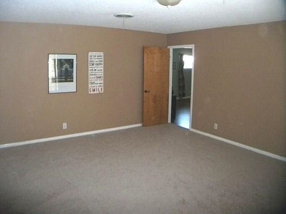 4th image of 3617 Earlmont Ln