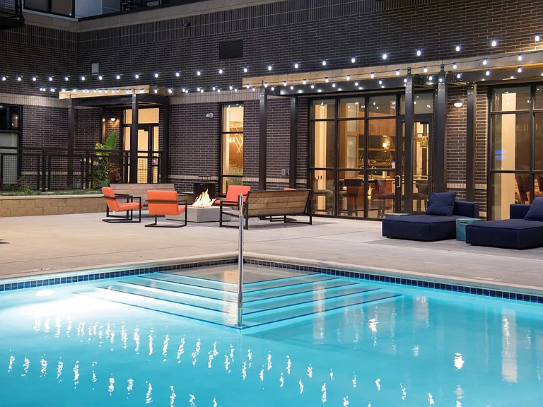 The Shoreham Apartments — Photo 23