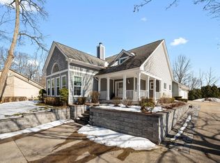 5020 Whitlow Ct, Commerce Township, MI 48382