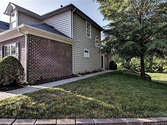3rd image of 3909 Cromwell Ln #Na