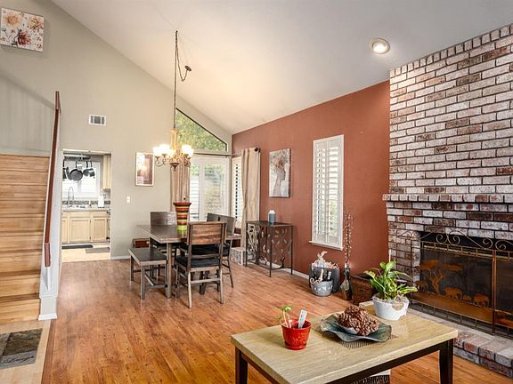 3rd image of 2412 Mainsail Court