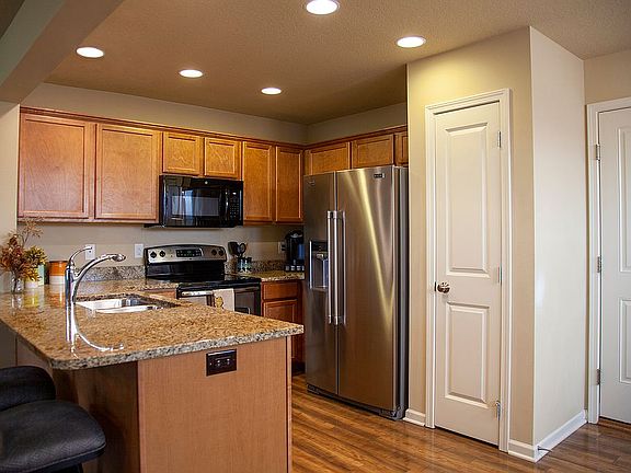 5th image of 5831 Marble Cir