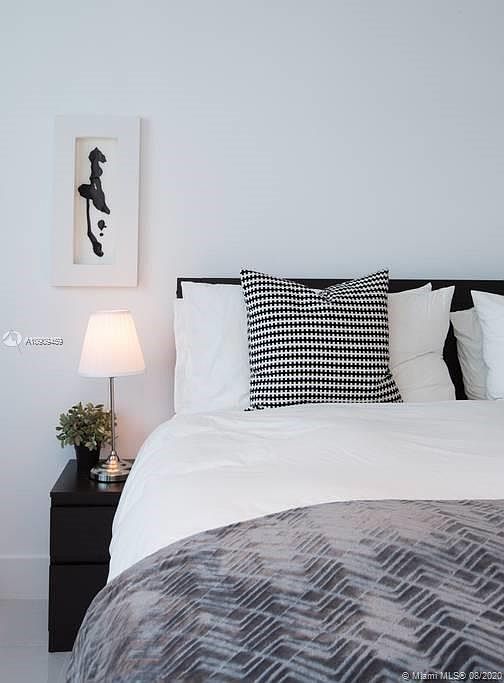 1st image of 4775 Collins Ave #626
