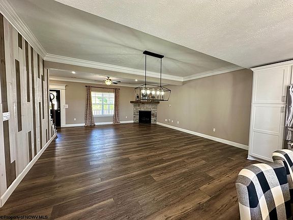 5th image of 2081 Mountain Ash Ln