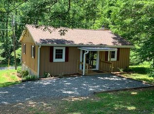 587 Avery Creek Rd, Arden, NC 28704