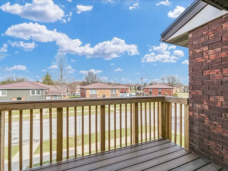 713 Fairmont Dr — Photo 13