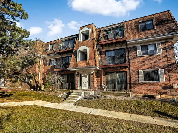 4170 Cove Ln APT B, Glenview, IL 60025