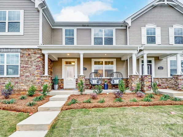 3835 Cheyney Park Dr, Charlotte, NC 28269