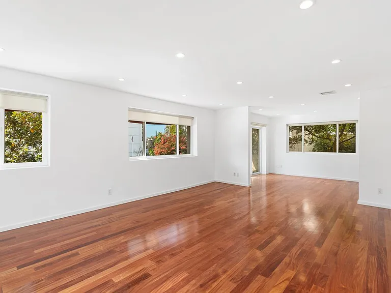 10645 Wilshire Blvd #101 — Photo 2