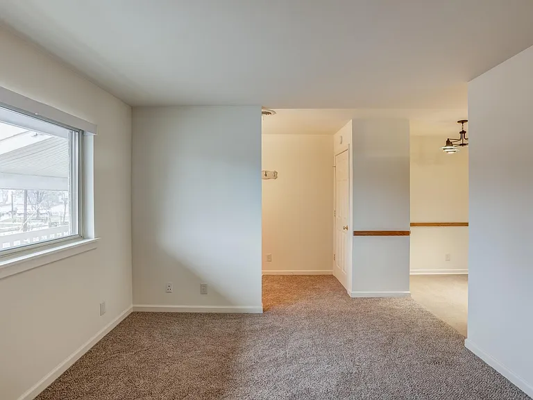 8 E Blackford Ave — Photo 15