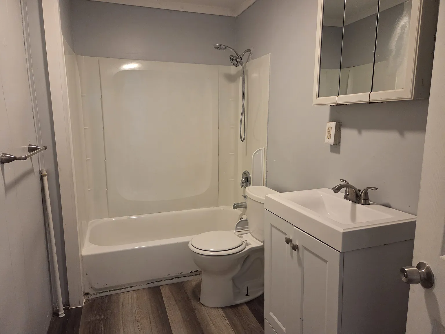 4 bed, 1631 sqft, $2,690 — Photo 1