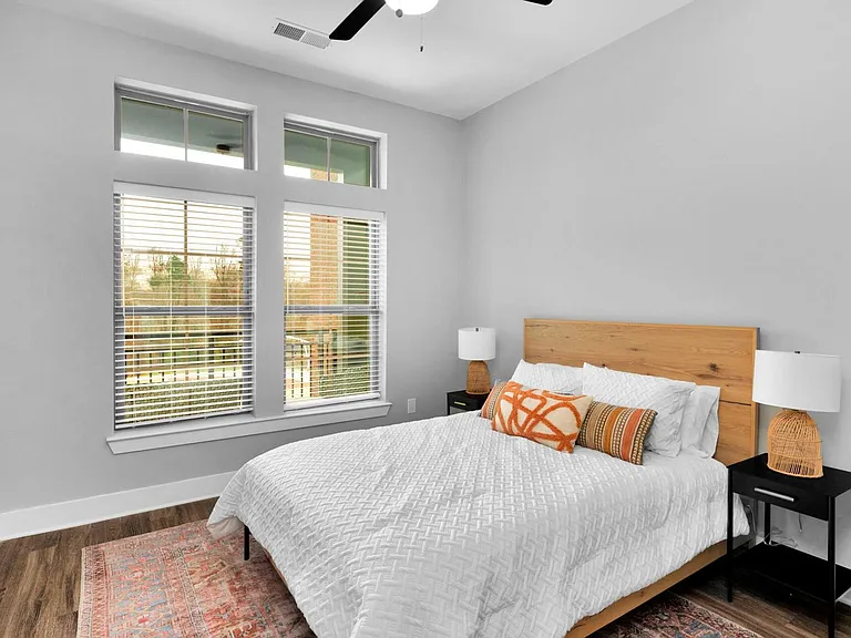 Mill One Apartments — Photo 14