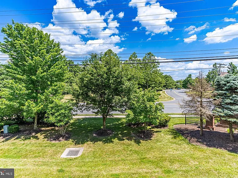 43920 Hickory Corner Ter #113 — Photo 34