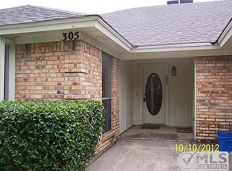 2nd image of 305 Dogwood Dr