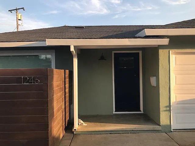 1246 E Hamilton Ave — Photo 20