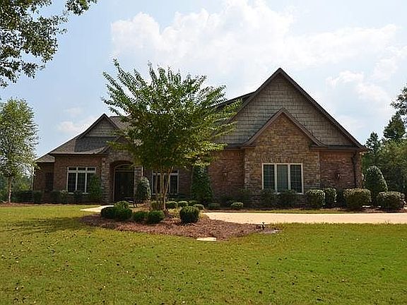 3rd image of 290 Lee Road 260