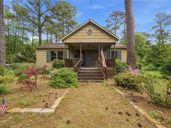 4210 Cornland Rd, Chesapeake, VA 23322