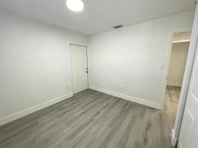 18254 SW 143rd Pl — Photo 29