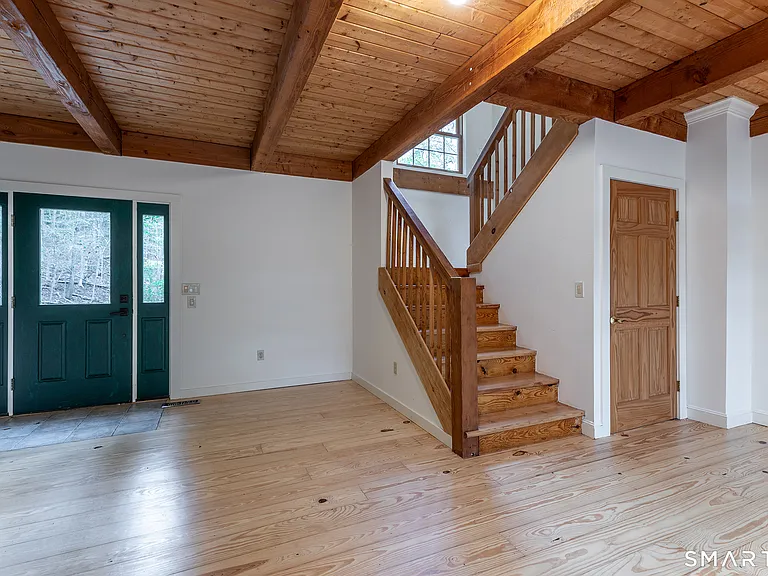 38 W Mountain Ln — Photo 5