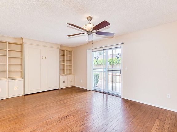 5th image of 126 E Campo Bello Dr