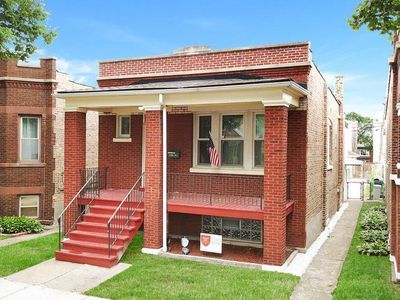 2227 East Ave, Berwyn, IL, 60402