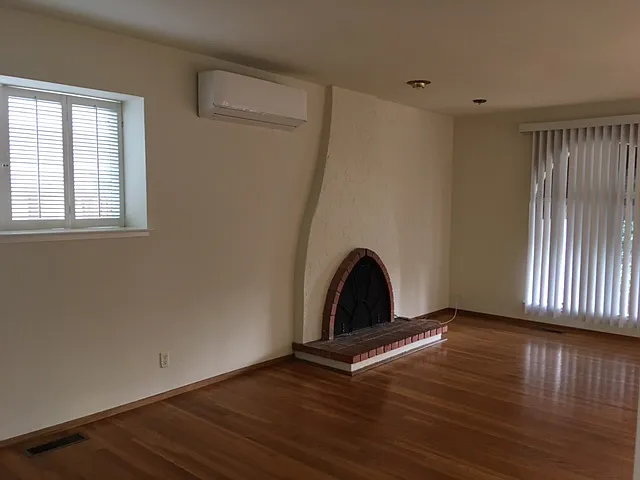 1616 Finch Way — Photo 6