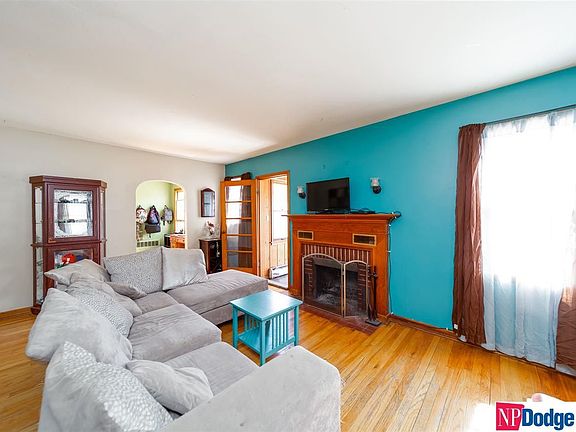 5th image of 1510 N Somers Ave