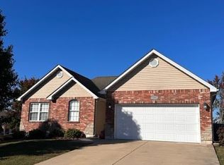 1203 Boone Ct, Farmington, MO 63640
