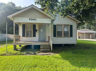 6560 S Howe St, Groves, TX 77619