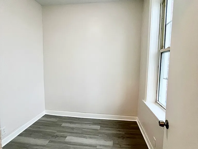 2512 S Trumbull Ave #2F — Photo 7