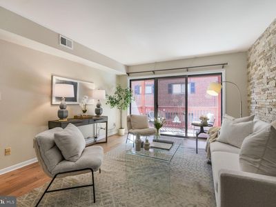 204 Skyhill Rd APT 4, Alexandria, VA, 22314