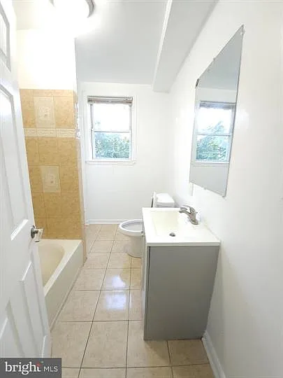 5023 Emo St — Photo 10